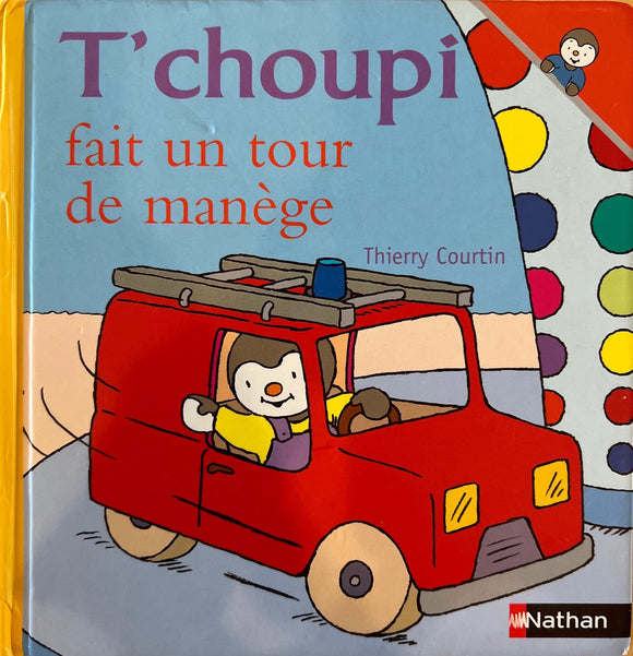 T'choupi fait un tour de manège
