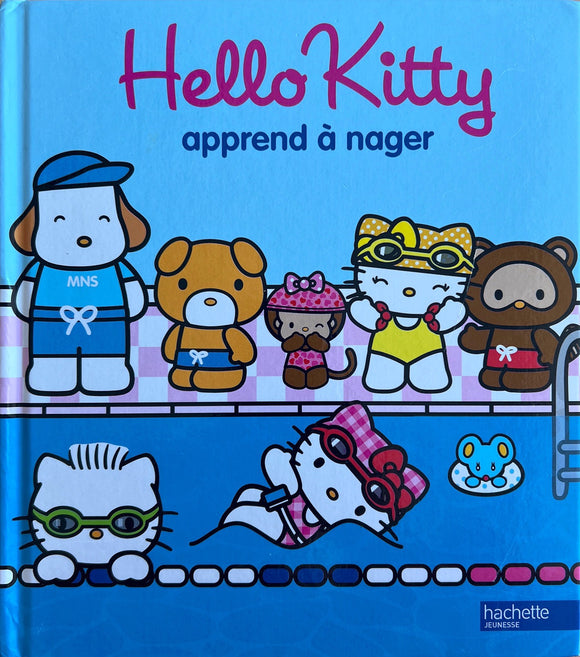 Hello Kitty apprend à nager